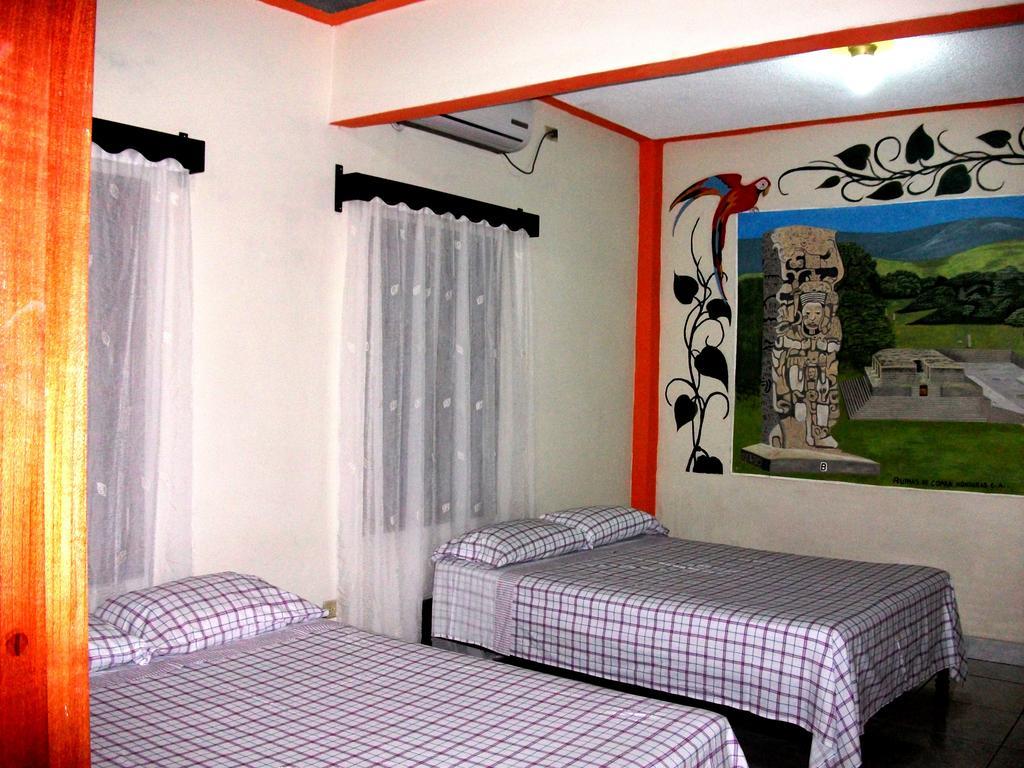 Hotel & Hostal Yaxkin Copán Habitación foto